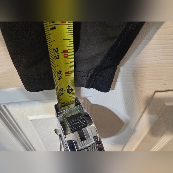 Kerrits Brown Cargo Riding Pants with Reinforced Knees - Picture 5 of 5